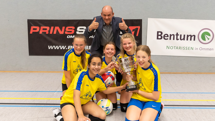 Sint Bernardusschool 1 wint schoolvolleybaltoernooi