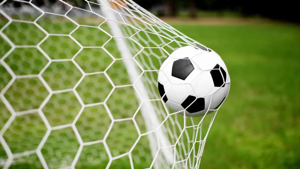Gelijkspel vol spanning en strijd in derby FC Ommen – ASC ’62