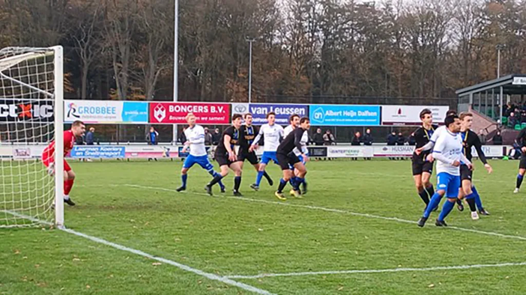 FC Ommen blijft in zorgen na 2-2 in Vechtdalderby