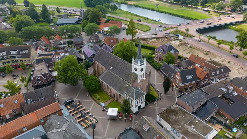 Ommen moet parkeren uitbreiden om verkeerschaos te voorkomen