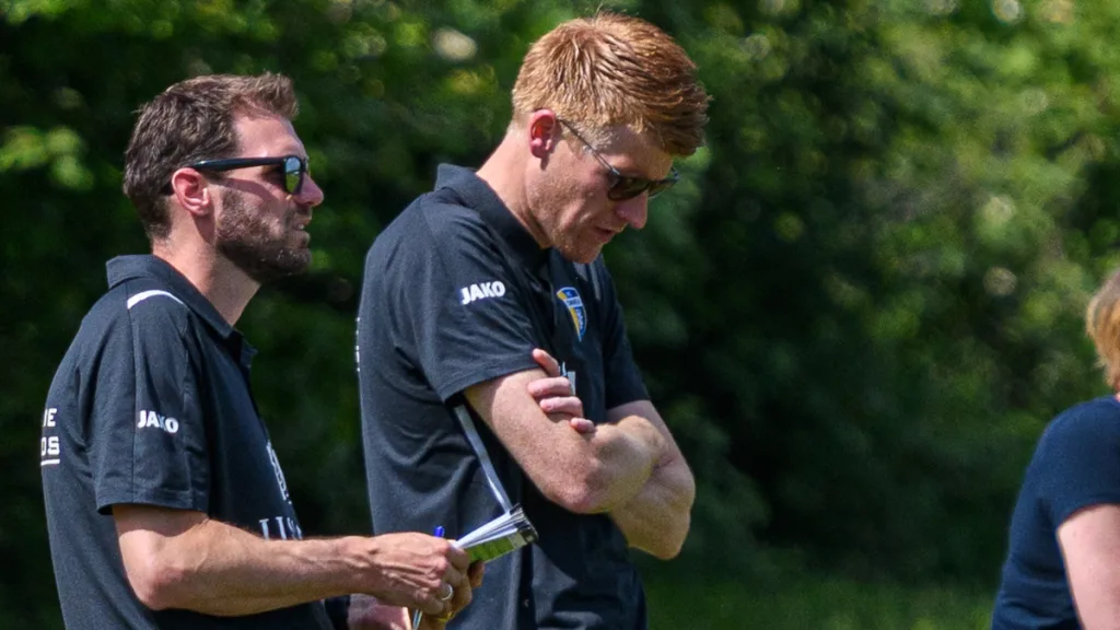 FC Ommen grijpt in: Buitenhuis vervangt Bonhof per direct