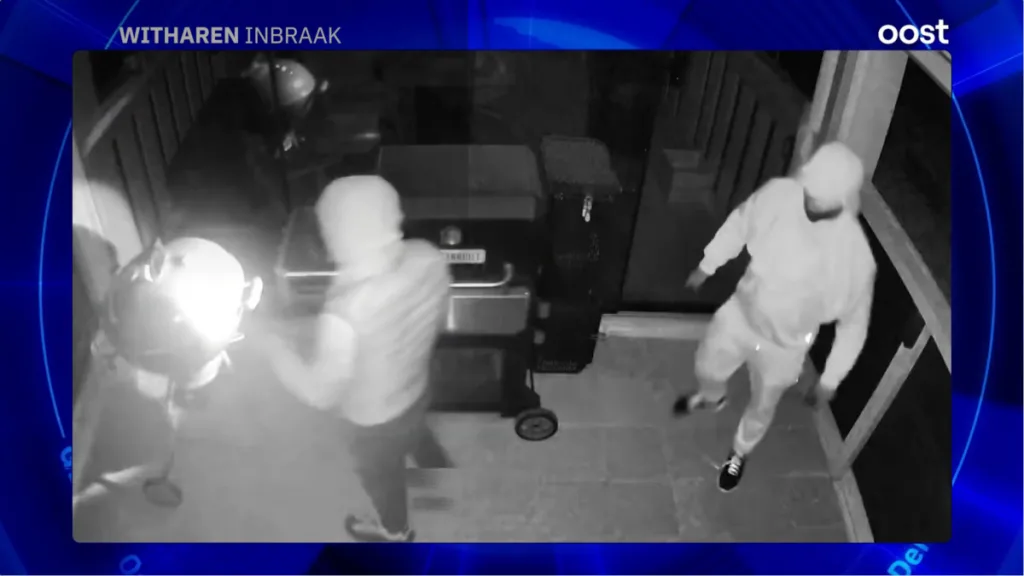Politie zoekt getuigen van inbraakreeks in Witharen Politie zoekt getuigen van inbraakreeks in Witharen